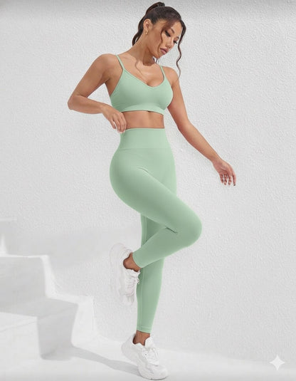 Essential conjunto  verde menta